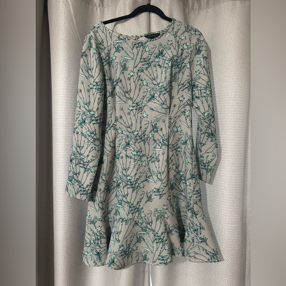 Banana Republic long sleeve dress